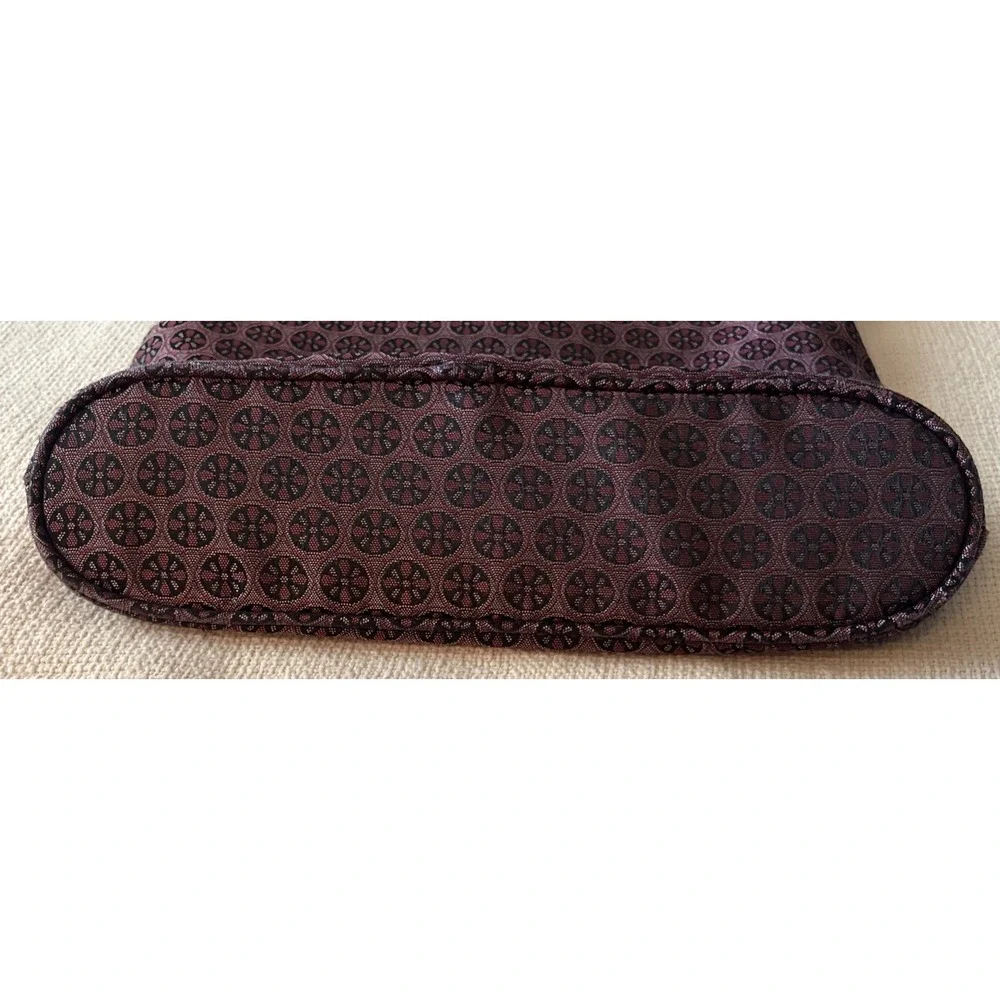 Baggallini Crossbody Travel Bag‎ Red Black Daisy Jacquard Collection